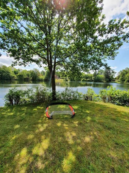 Ferienhaus Blauer See Mit Optionalem Hot-Tub บอคฮอร์น ภายนอก รูปภาพ